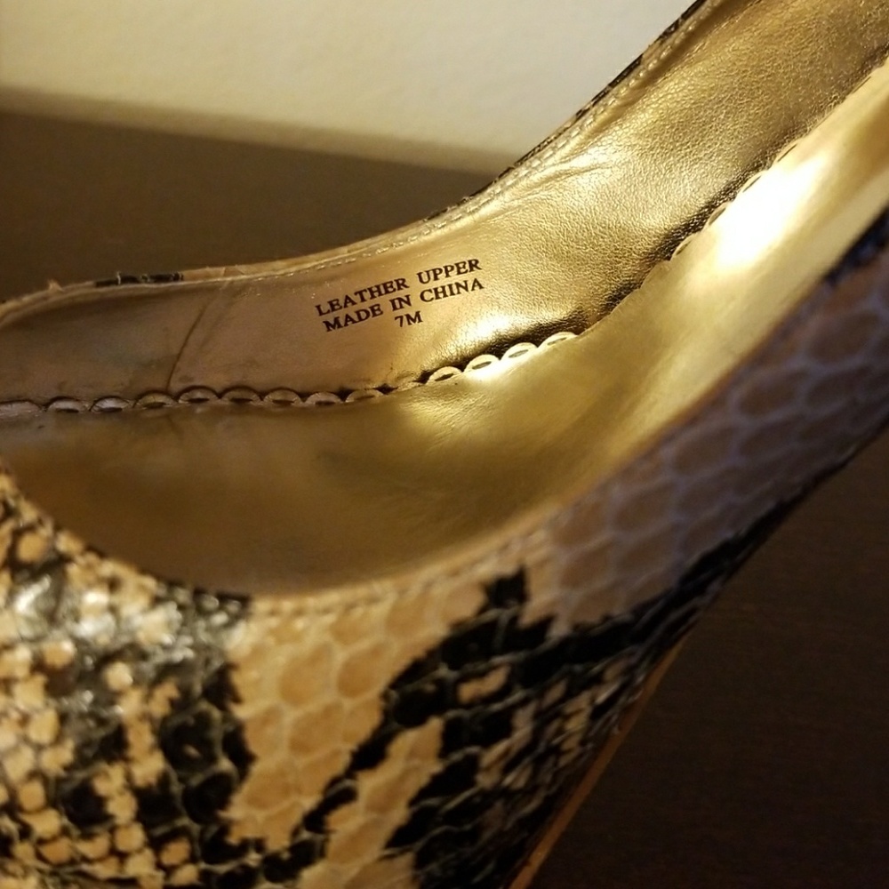 Bebe leather platform pumps - Picture 2 of 6